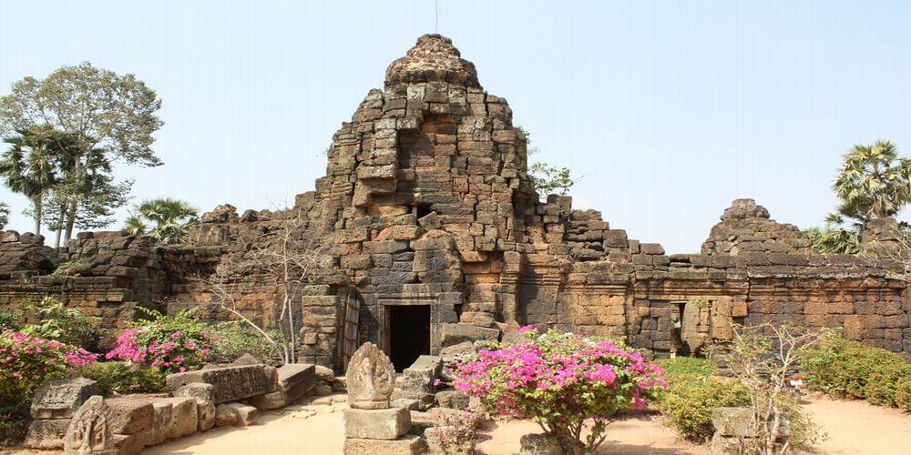 onle-Bati-Phnom-Chisor-Temple