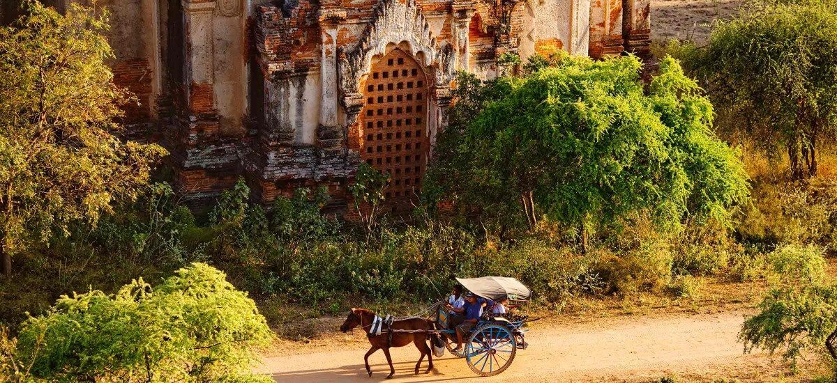 Myanmar Bagan temple