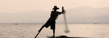 Fishing boat trip on Inle Lake