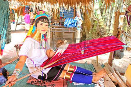 Karen Padaung weaving village