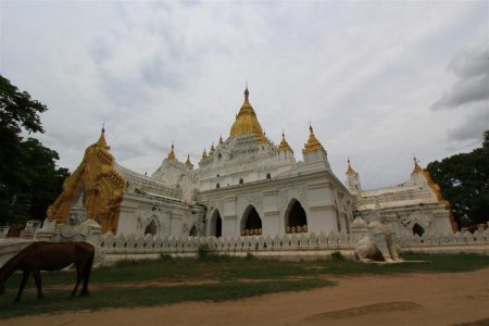 Amarapuar Temple Myanmar