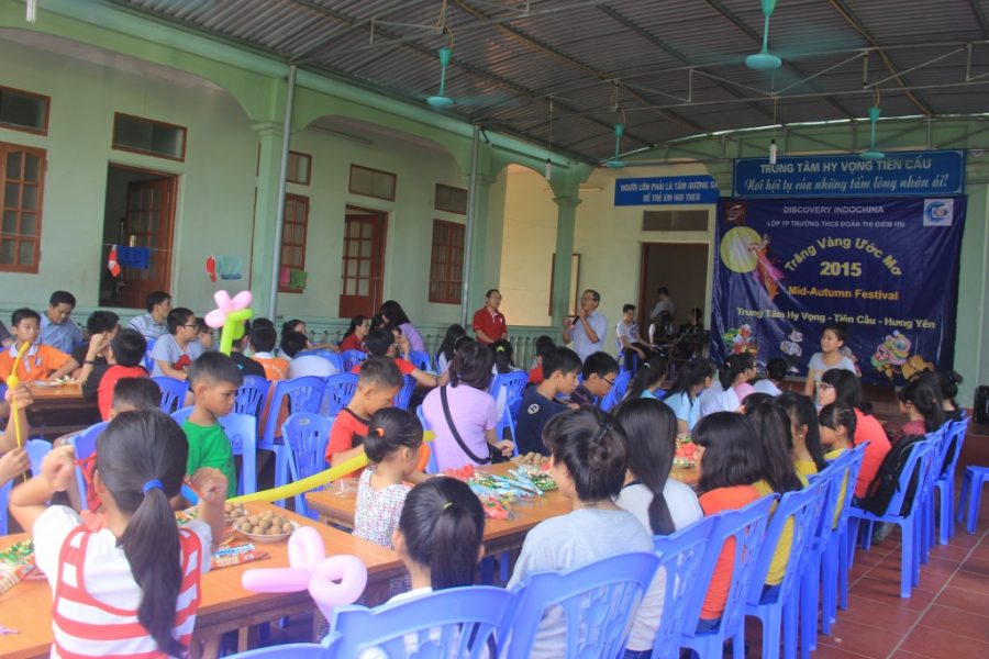Discovery indochina-Hy Vong centre -charity 2015 