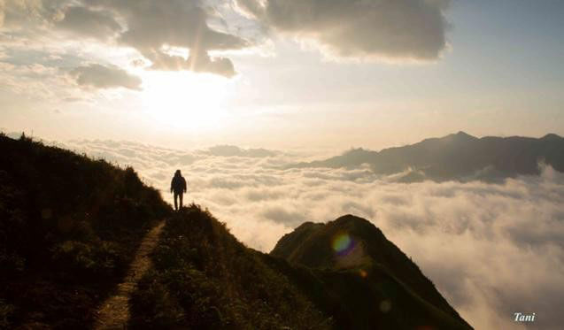 Sunrise on Ta Xua Mountain