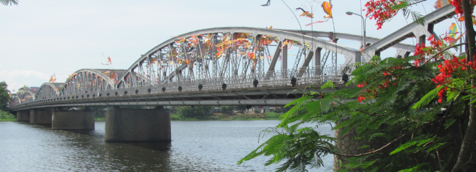 Pont Trang Tien 